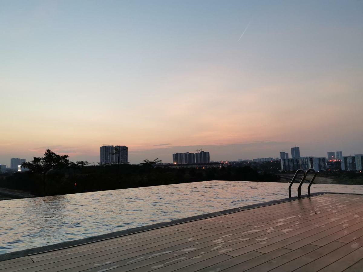Mid Valley Southkey Mosaic Cozy Suite At Johor Bahru Exterior photo